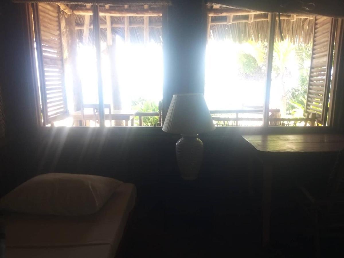 Ushongo Beach Bandas Pangani Buitenkant foto